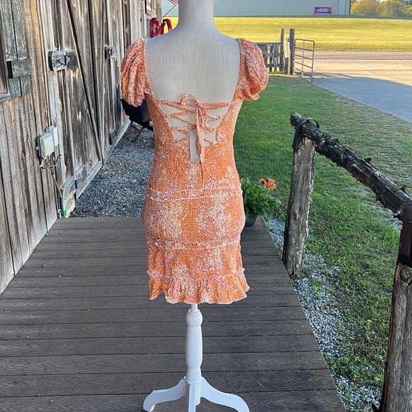 Sim & Sam size Small dress - Picture 4 of 7